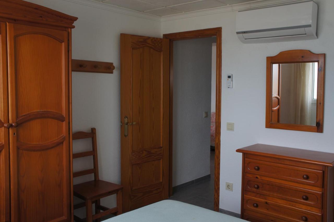 Apartamento dos dormitorios, primera línea y aire acondicionado Peníscola Exterior foto
