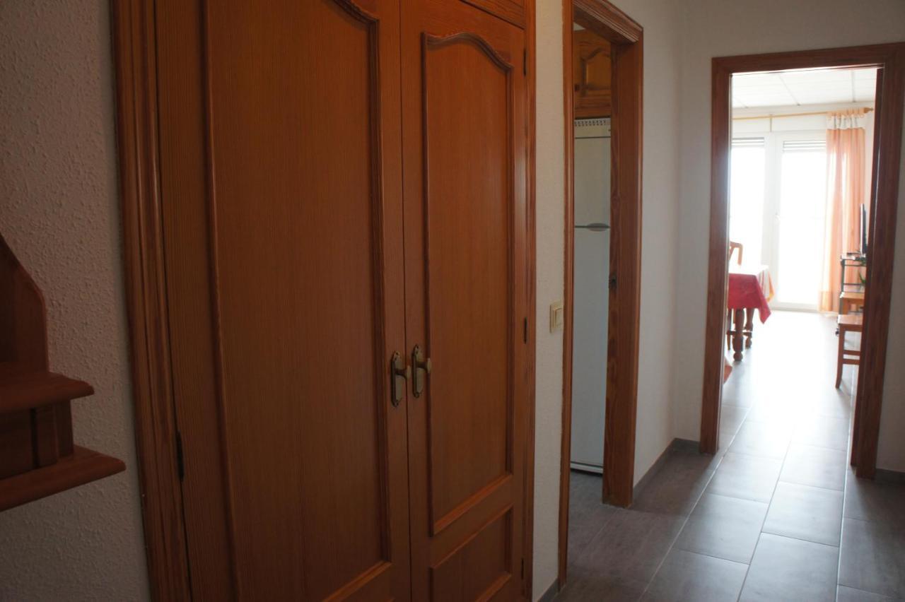 Apartamento dos dormitorios, primera línea y aire acondicionado Peníscola Exterior foto