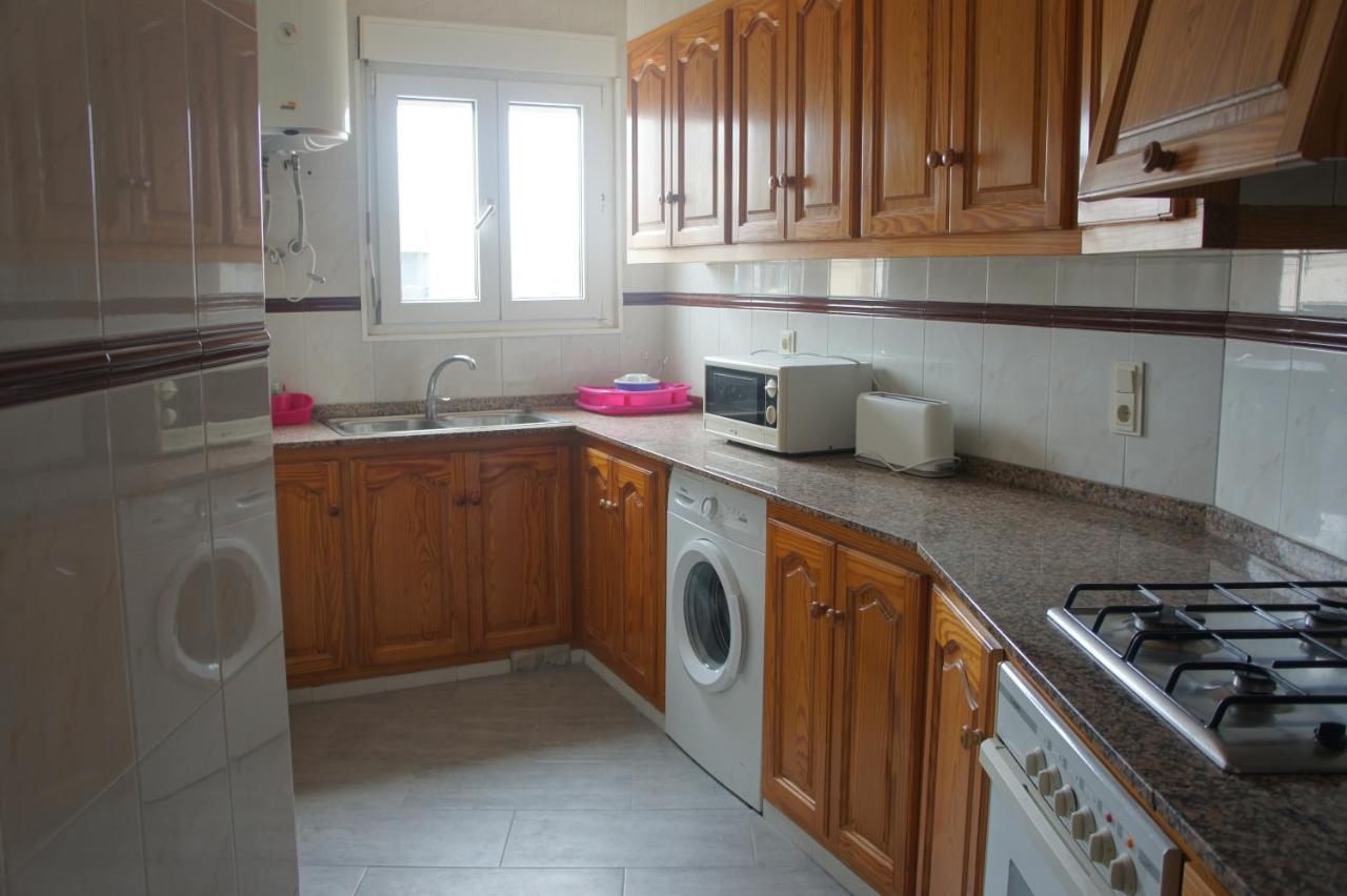 Apartamento dos dormitorios, primera línea y aire acondicionado Peníscola Exterior foto
