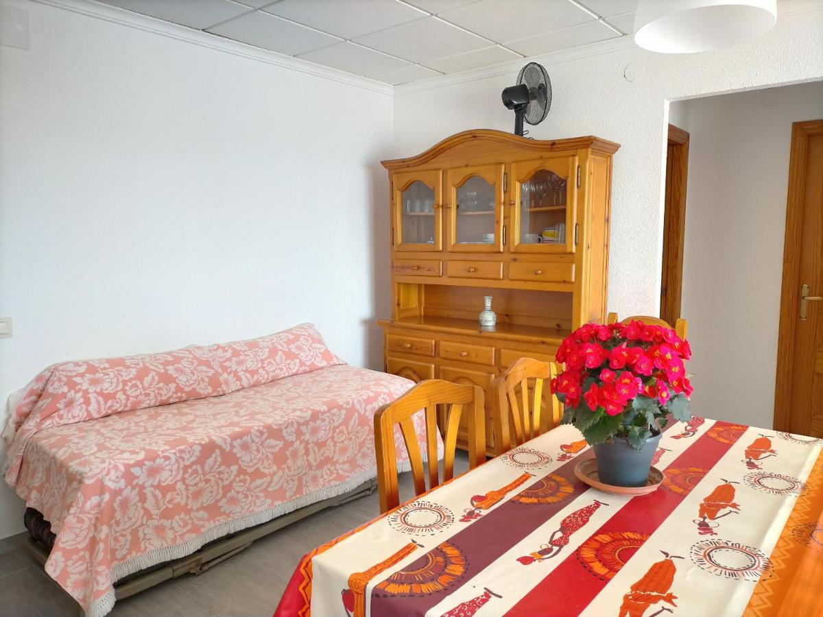 Apartamento dos dormitorios, primera línea y aire acondicionado Peníscola Exterior foto