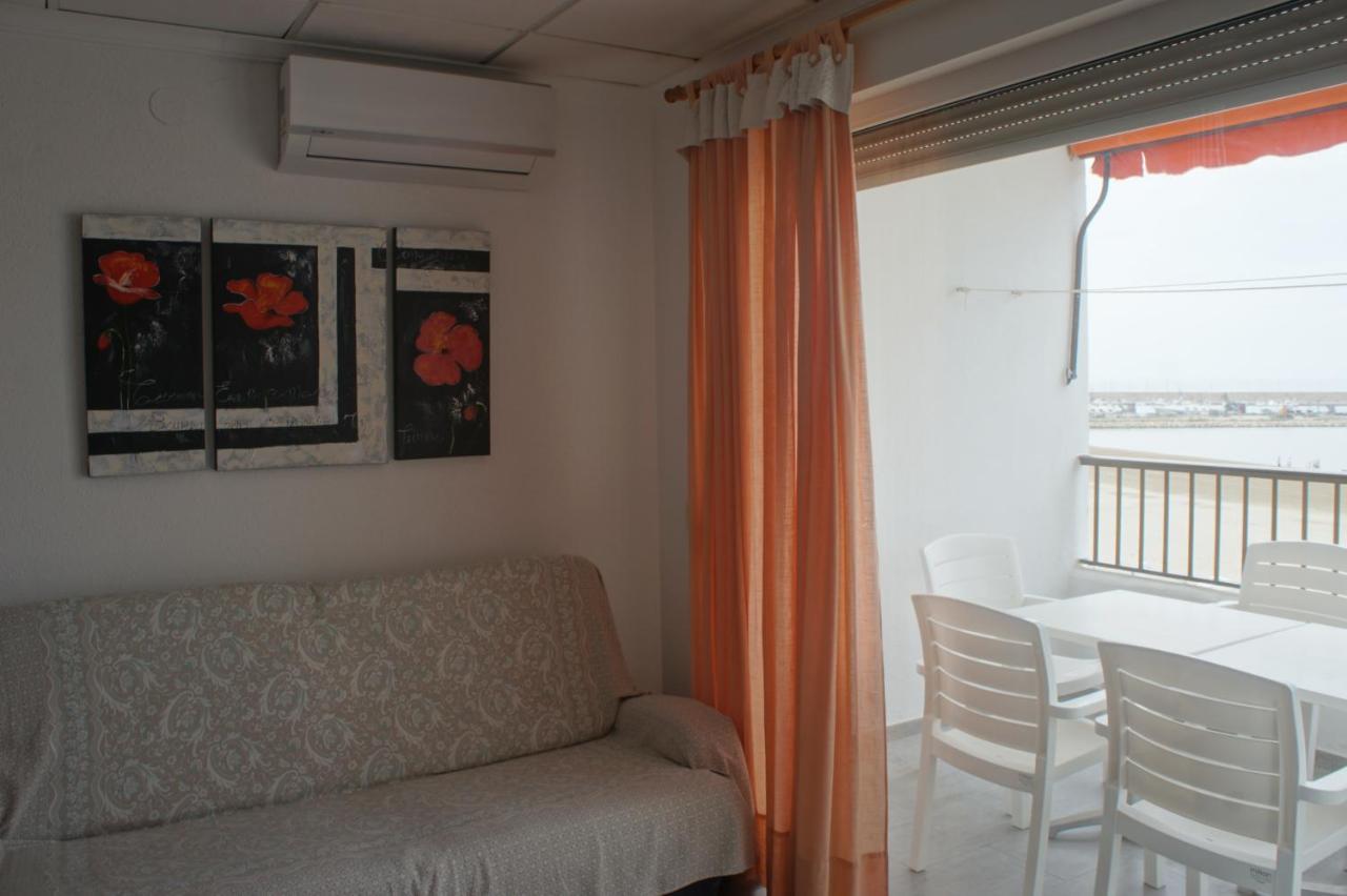 Apartamento dos dormitorios, primera línea y aire acondicionado Peníscola Exterior foto