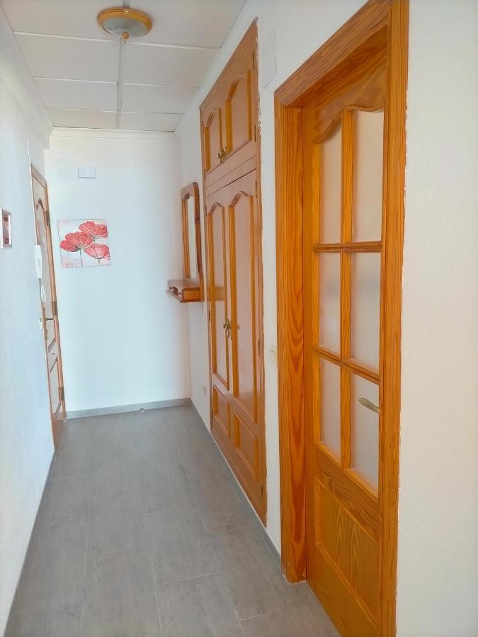 Apartamento dos dormitorios, primera línea y aire acondicionado Peníscola Exterior foto