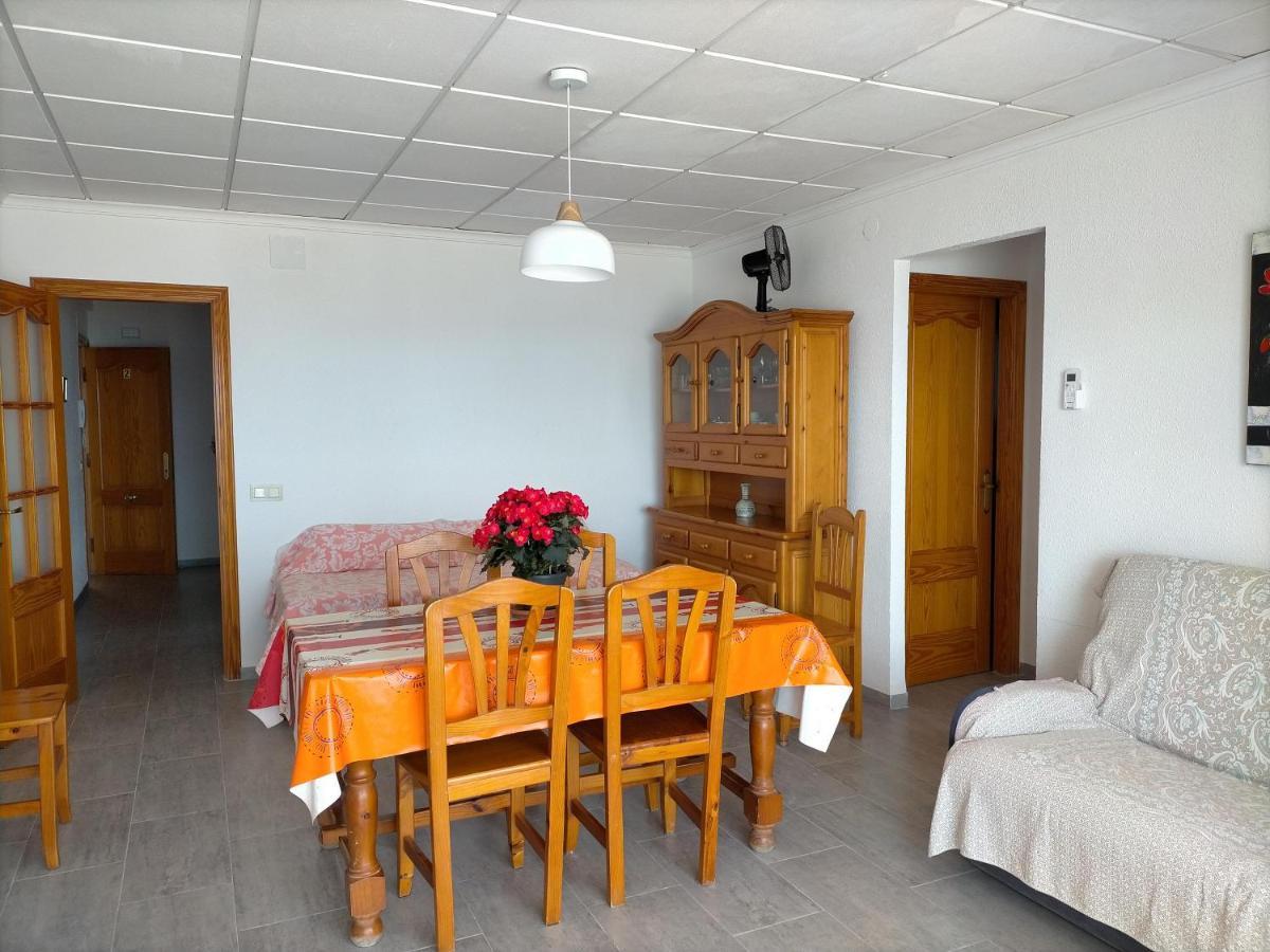 Apartamento dos dormitorios, primera línea y aire acondicionado Peníscola Exterior foto