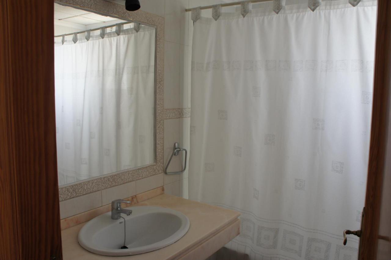 Apartamento dos dormitorios, primera línea y aire acondicionado Peníscola Exterior foto
